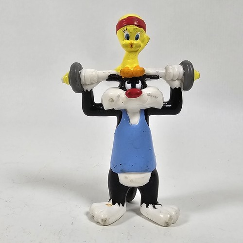 Tweety pie sylvester - pie,