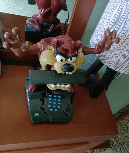 Phone looney toons - phone,