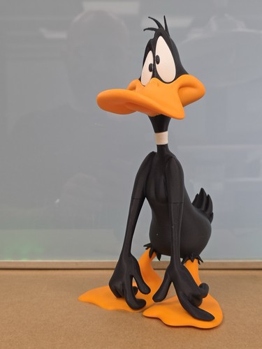 Figurina daffy duck - daffy, 9"